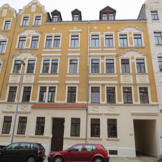 Mietshaus in geschlossener Bebauung Vettersstraße 13