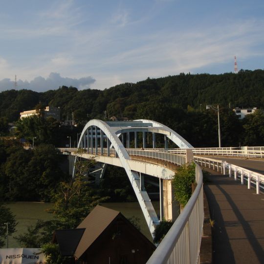 日連大橋