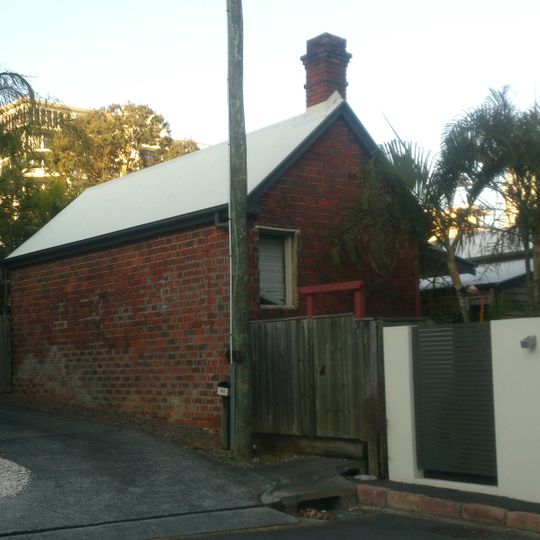 McWhinneys Brick Cottage