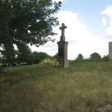 Kříž v Částkovicích u rozcestí