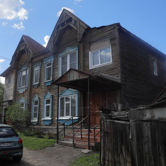 Дом Карабутова