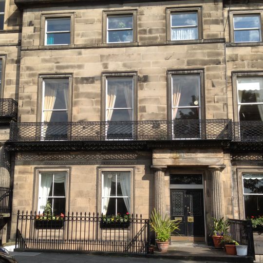 Edinburgh, 11 Regent Terrace