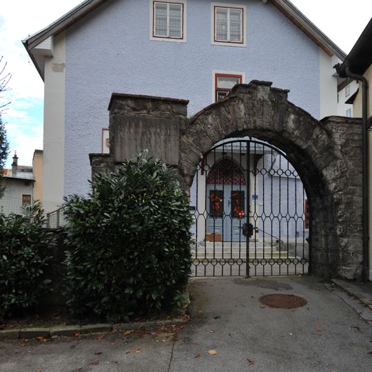 Polytechnische Schule, ehem. Standort des Pfannhauses Khuenburg