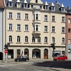 Ehemaliges Wilhelmsbad, jetzt Wohn- und Geschäftshaus