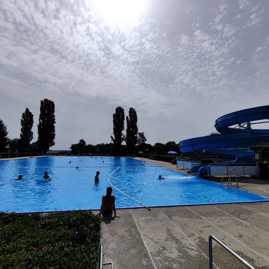 Bazeni Kneževi Vinogradi