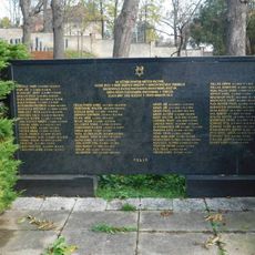 Památník umučeným v koncentračních táborech na novém židovském hřbitově na Olšanech