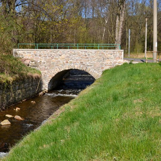 Kamenný most přes Prunéřovský potok v Prunéřově k čp. 56