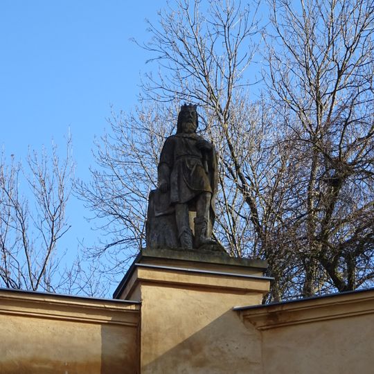 Socha Přemysla Otakara I. na zámku v Brandýse nad Labem