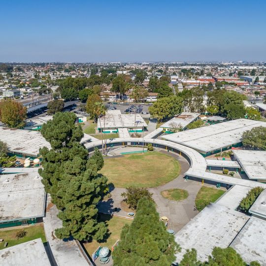 Narbonne High School