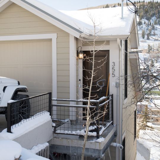 Levins D. Gray House