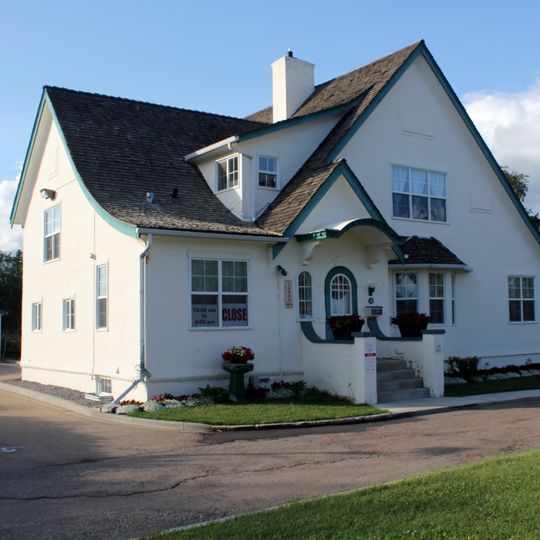 Warden's House & Yard