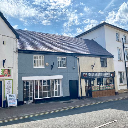 36,Cross Street, Abergavenny