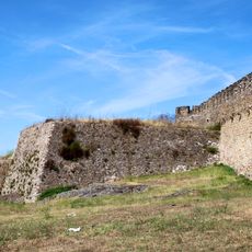 Portas e baluartes da segunda linha de fortificações (Estremoz)