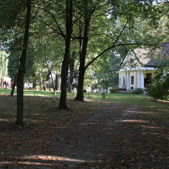 Manor park in Waliska