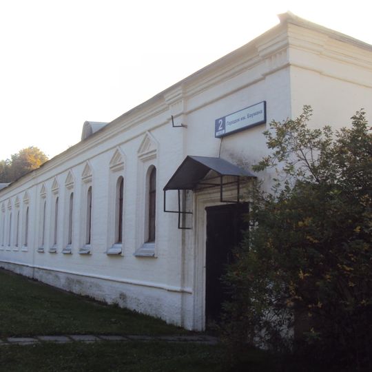 Служебные корпуса у Задних ворот — южный корпус