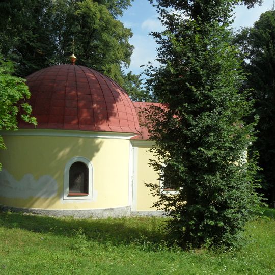 Výklenková kaplička Panny Marie