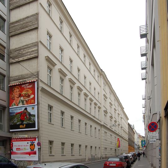 Leibgarde-Infanterie-Gebäude