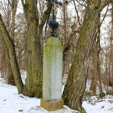 Kříž východně od Roupova