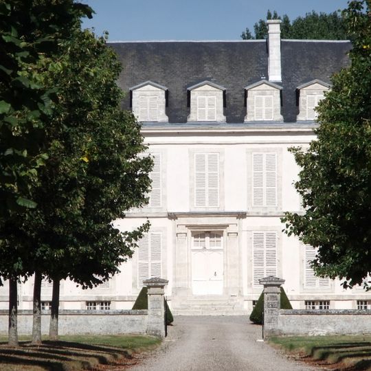 Château de Fontaine-les-Bassets