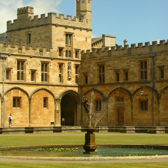 Christchurch, Mercury Fountain, the Great Quadrangle