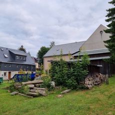 Wohnhaus und Scheune eines Vierseithofes (gefährdet) Hauptstraße 108