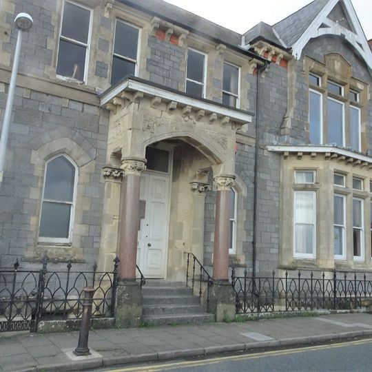 The Tenby and County Club
