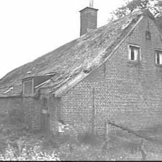 Boerderij met woondeel met rechte eindgevel