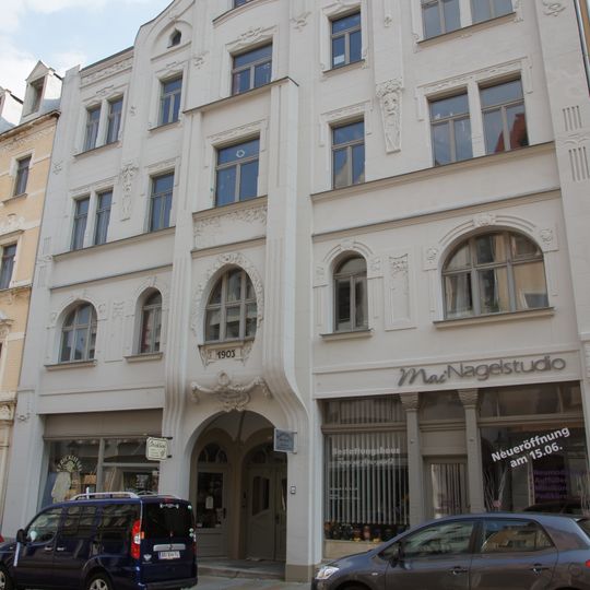 Wohn- und Geschäftshaus Weingasse 8