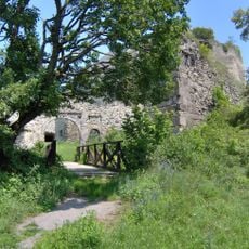 Hrad Čabraď, Hrad Litava, brána opevnenia I.