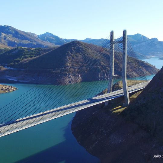 Presa de Barrios de Luna