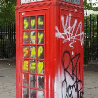 K2 Telephone Kiosk Opposite Number 209 Whitechapel Road