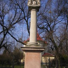 Stĺp Korunovania Panny Márie, súsošie