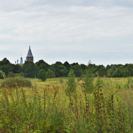 Ансамбль Введенской церкви