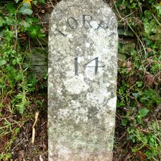 Milestone 350M North East Of Great Tree