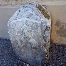 XII. Burgfriedensstein