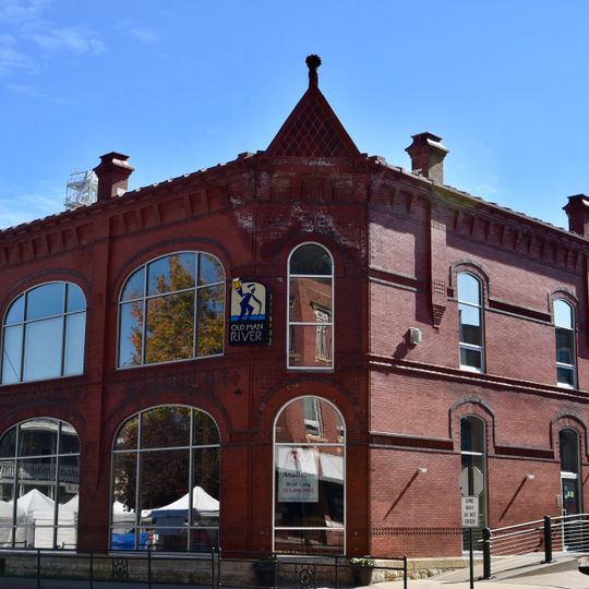 Joseph "Diamond Jo" Reynolds Office Building and House