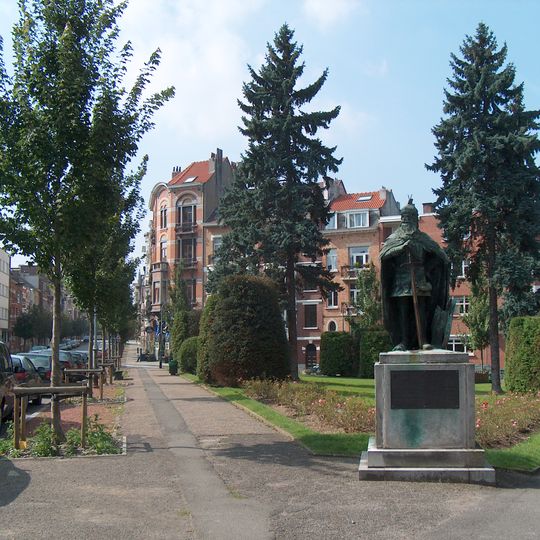 Statue of Gjergj Kastrioti Skanderbeg