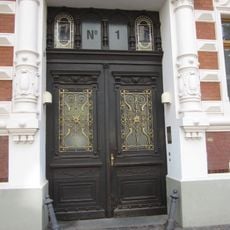 Miethaus Johannisallee 1