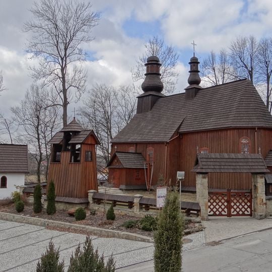 Kościół parafialny św. Ducha w Chronowie