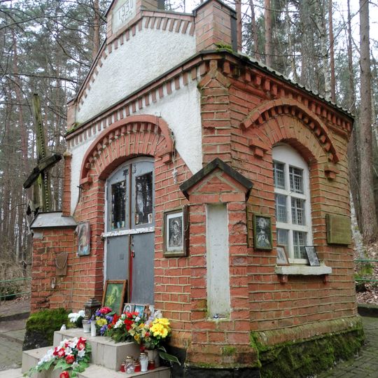 Erškėtynas Chapel