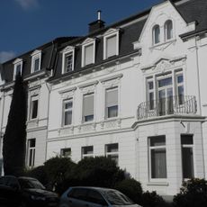 Kirschbaumstraße 28