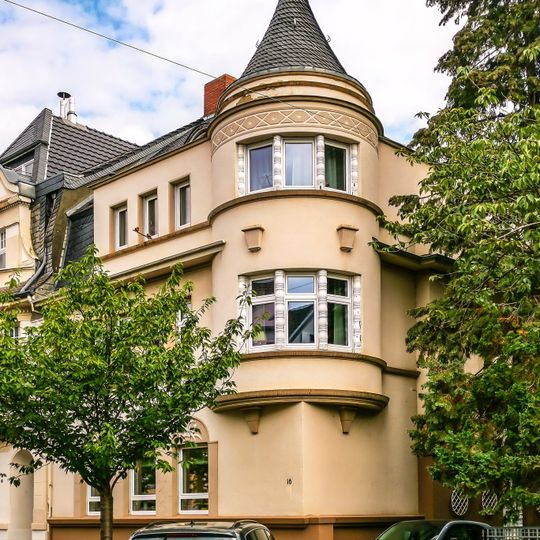 Professor-Neu-Allee 16