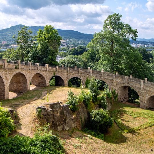 Mostní cesta k Děčínskému zámku
