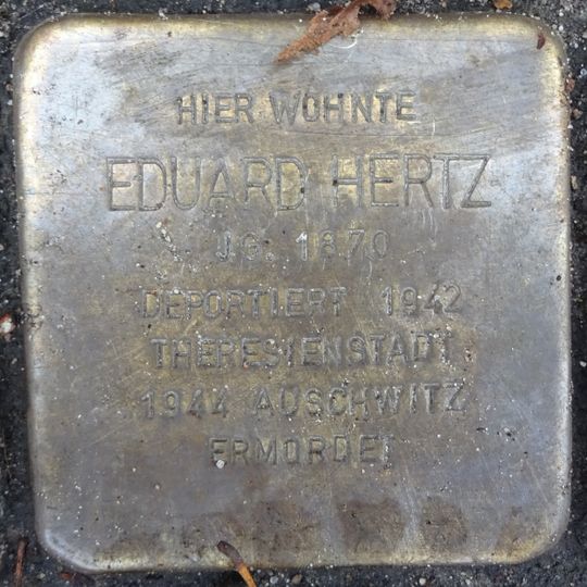 Stolperstein dedicated to Eduard Hertz
