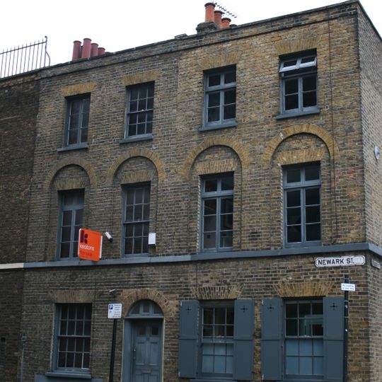 28, Newark Street E1