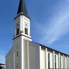 Katholische Stadtpfarrkirche St. Georg und Heilig-Kreuz-Auffindung