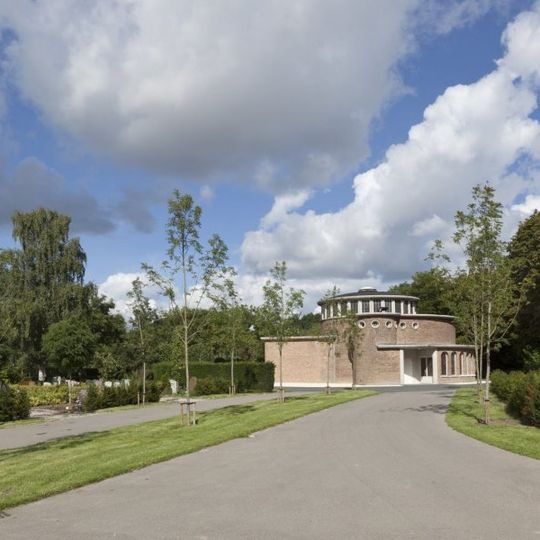 Begraafplaats Essenhof: aula