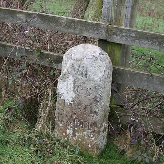 Milestone, Great Hole Farm, on left side of entrance