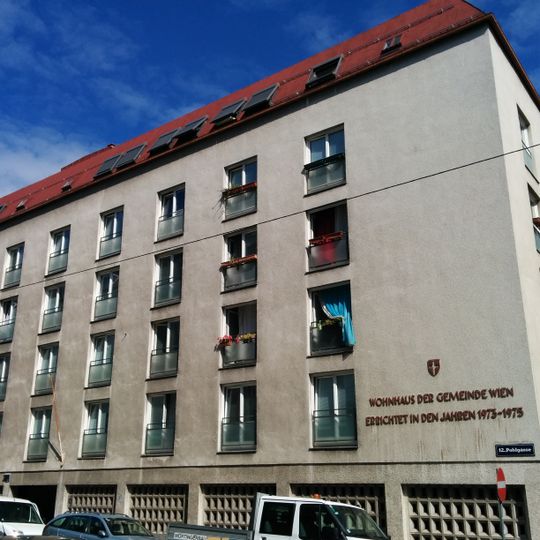 Wohnhausanlage Pohlgasse 52