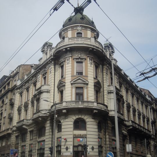 Immeuble de la Banque d'épargne de Vračar